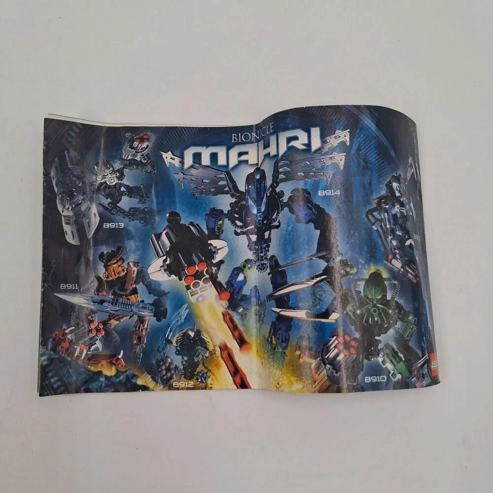 Lego Bionicle Toa Nuparu 8913 With Instruction Manual & Ammo No Canister